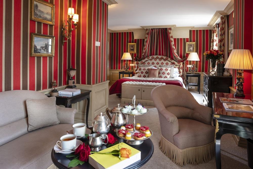 Le Paul Hotel